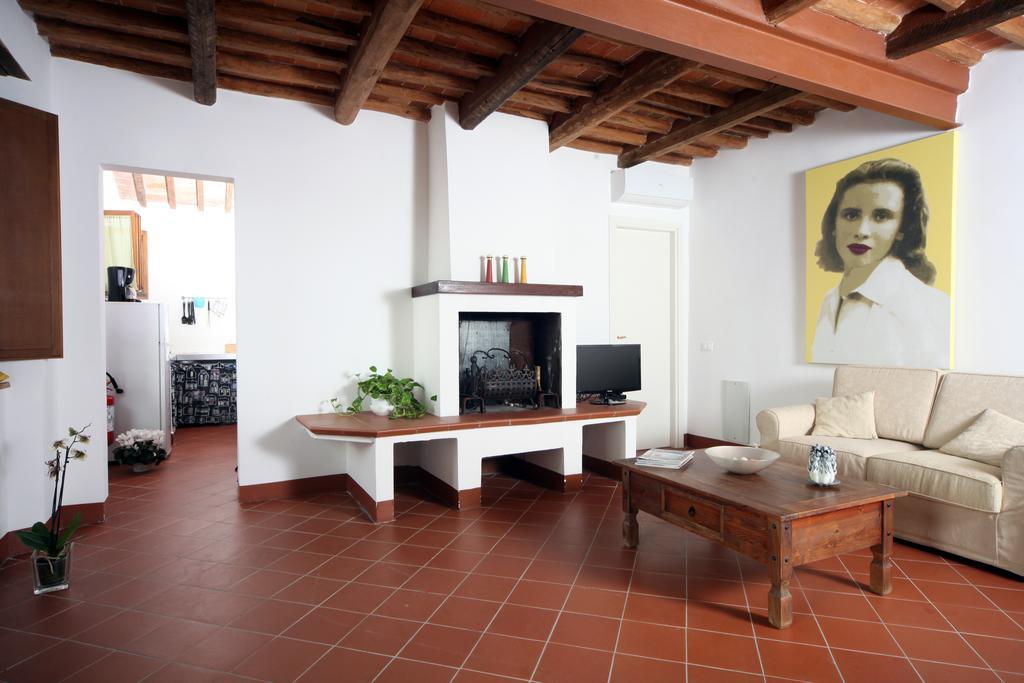 Le Donne Di Bargecchia Villa Corsanico-Bargecchia Szoba fotó